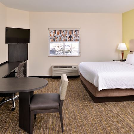 Candlewood Suites Winchester By Ihg Экстерьер фото