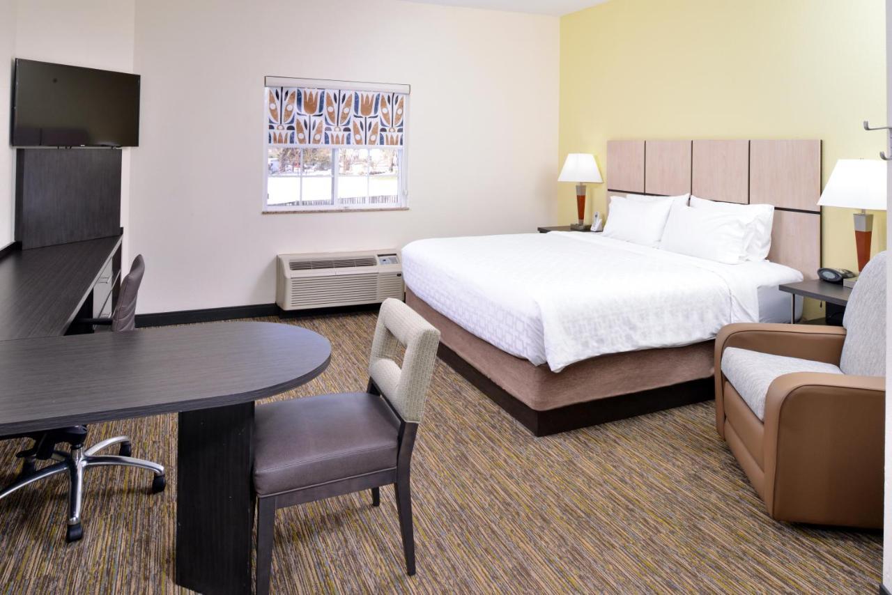 Candlewood Suites Winchester By Ihg Экстерьер фото