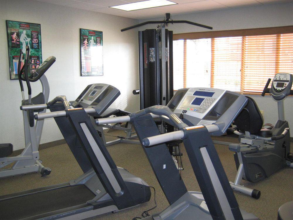 Candlewood Suites Winchester By Ihg Экстерьер фото
