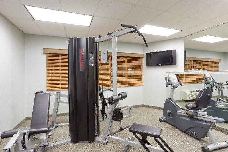Candlewood Suites Winchester By Ihg Экстерьер фото